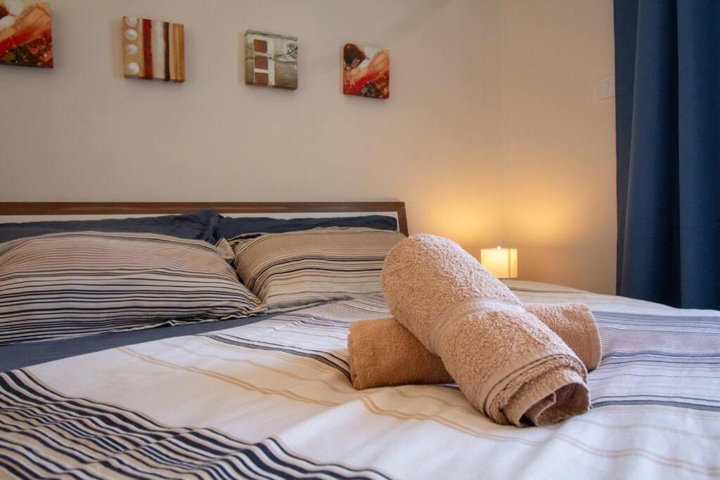 Saint Julian's Modern Apt In The Heart Of Maltese Nightlife מראה חיצוני תמונה